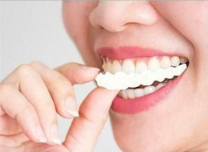 Instant Snap-On Smile Veneers – Natural Looking Fake Teeth Cover